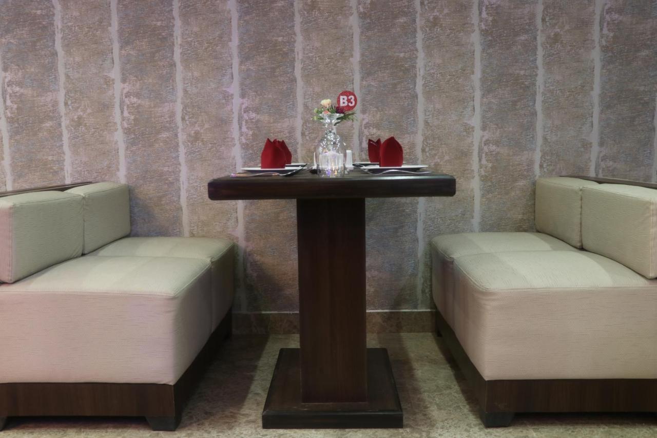 Marinha Airport Hotel Káthmándú Exteriér fotografie